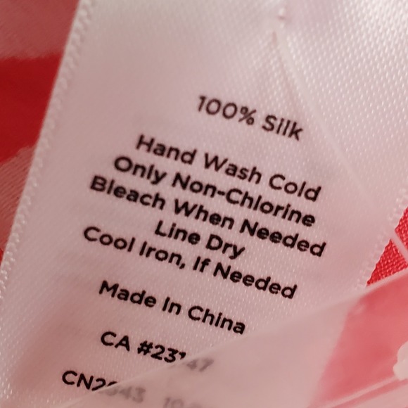 Talbots Colorful Washable Silk Floral Print Tunic Top Blouse 2X Pink Red Navy - Picture 6 of 7